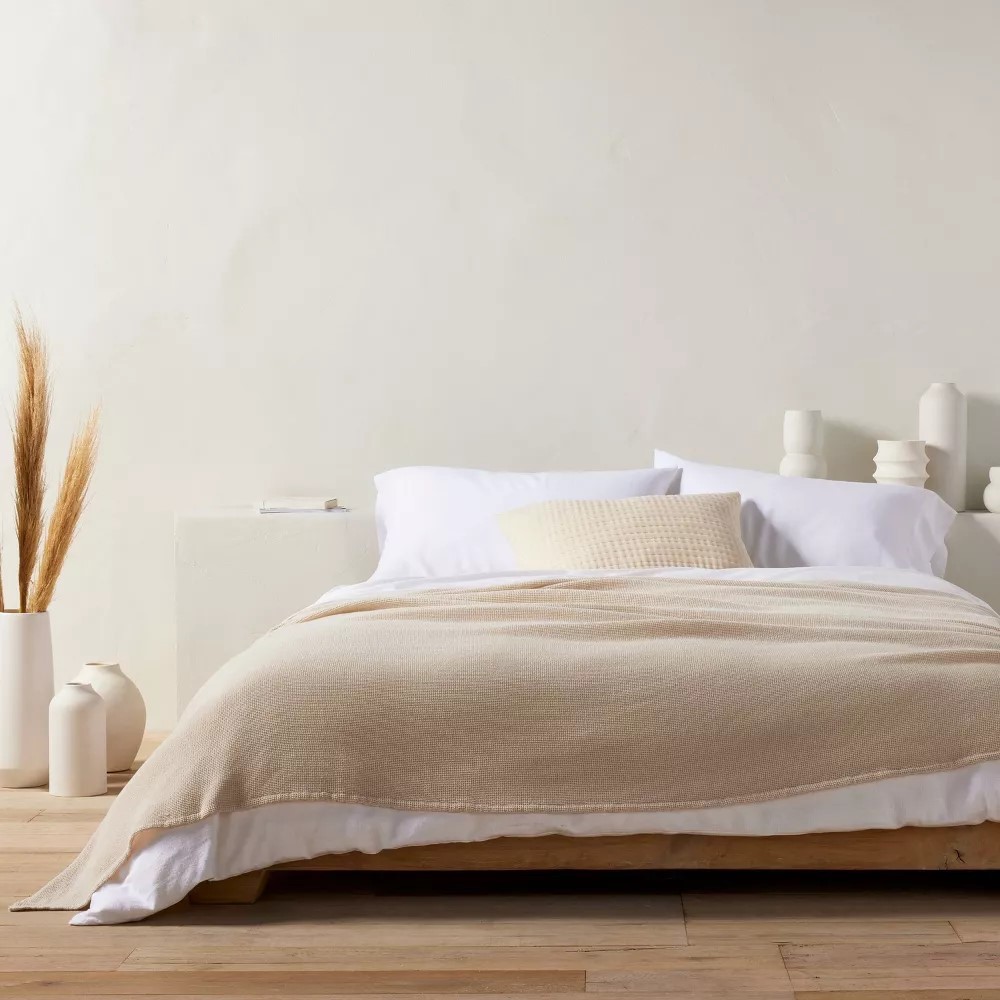 King Micro Waffle Bed Blanket Natural - Casaluna