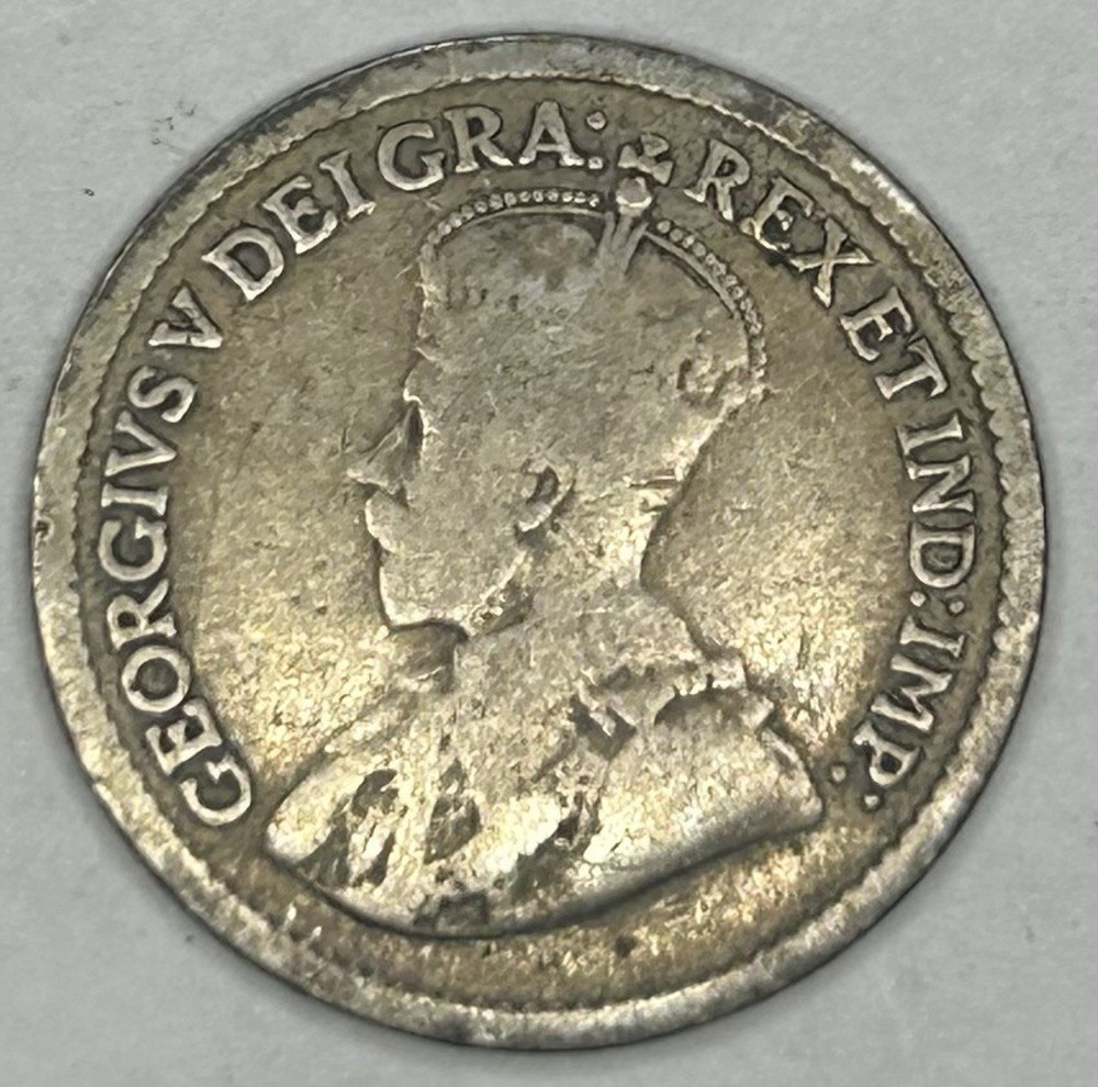 1915 Canada 5 Cents