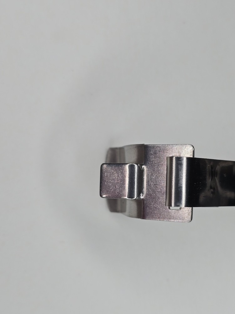 First Alert Fire Extinguisher Bracket for 2 lb - USCG Approved Mounting Solution