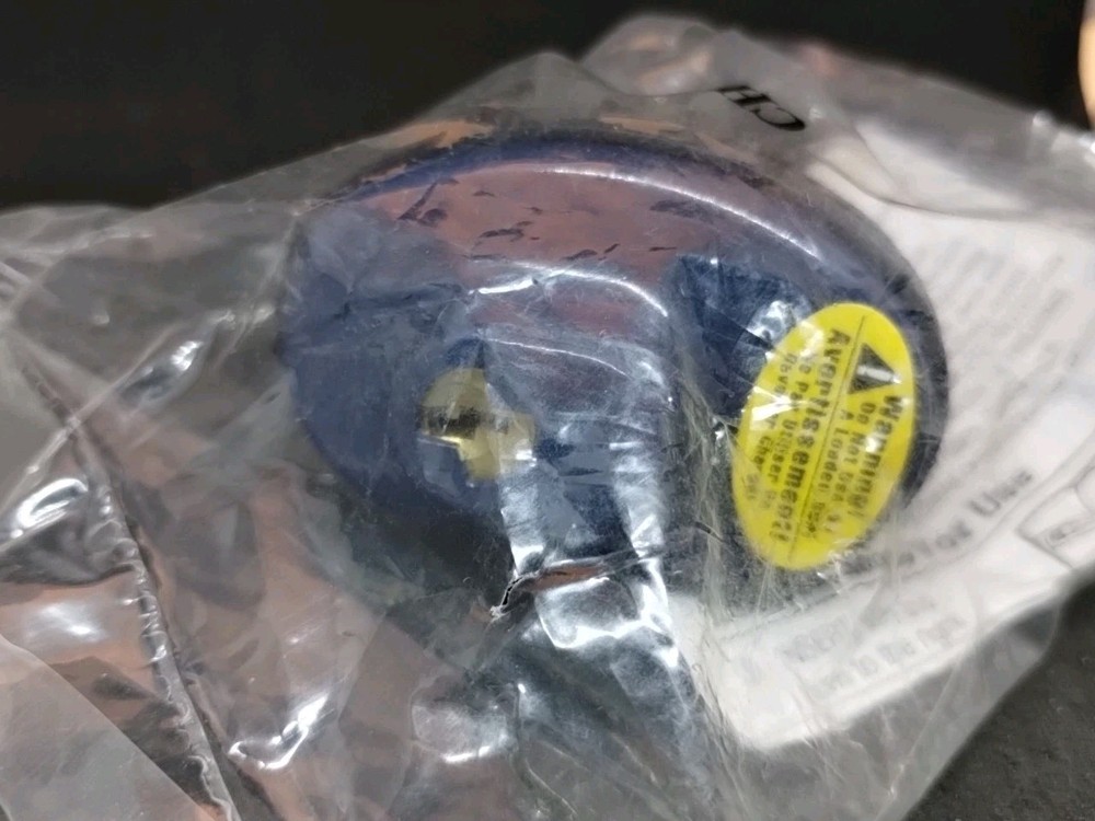 Master Lock 90 Gun Lock Trigger Lock with 2 keys - Unopened