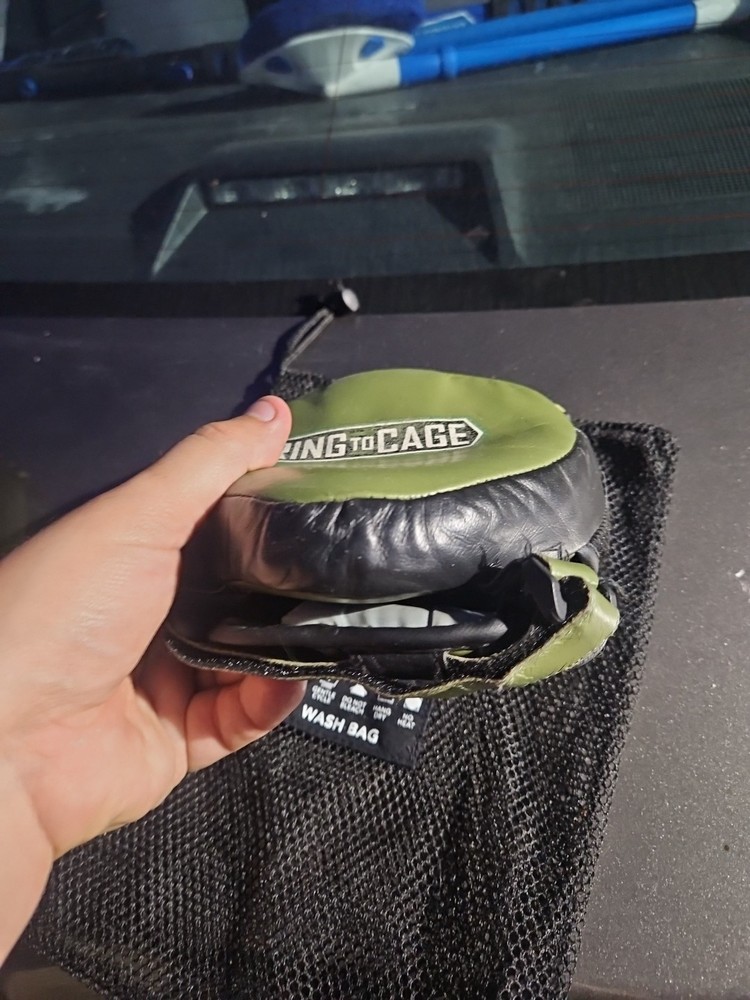 Ring to Cage GelTech Mini Punch Mitt