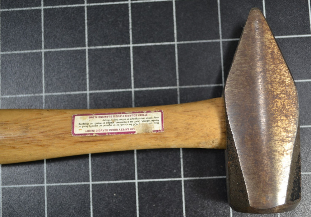 TRUE TEMPER - #2B - ENGINEERS' CROSS PEEN HAMMER - 40oz - MARKED HANDLE
