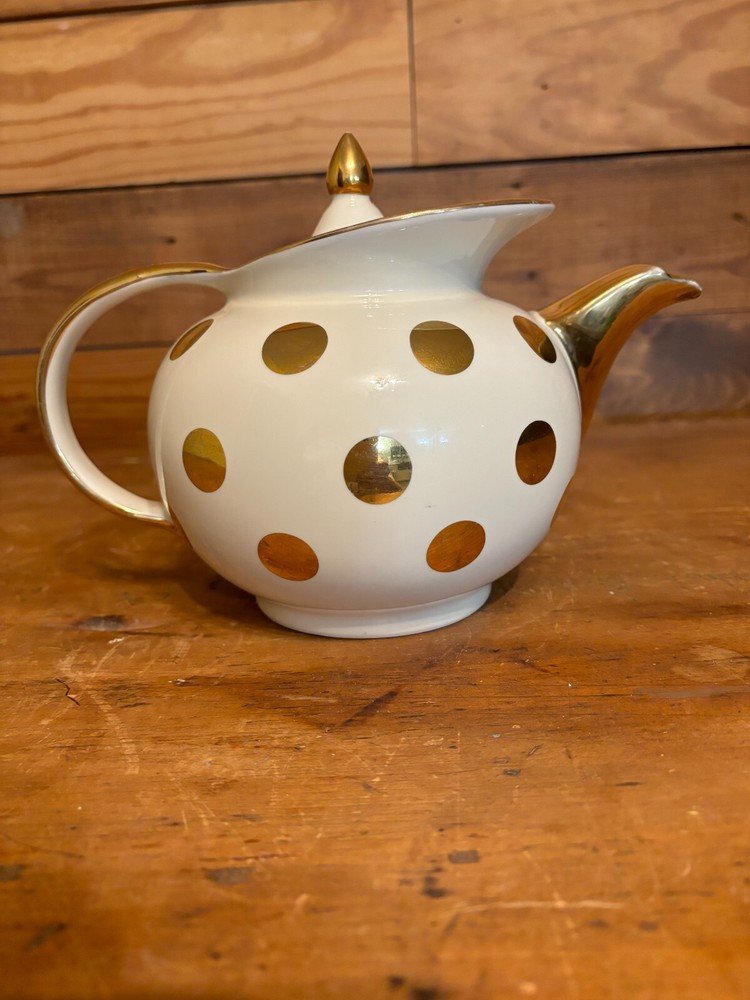 Vintage Hall's Superior Kitchenware Teapot