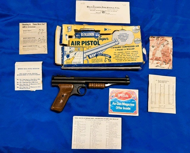 BENJAMIN 137 AIR PISTOL