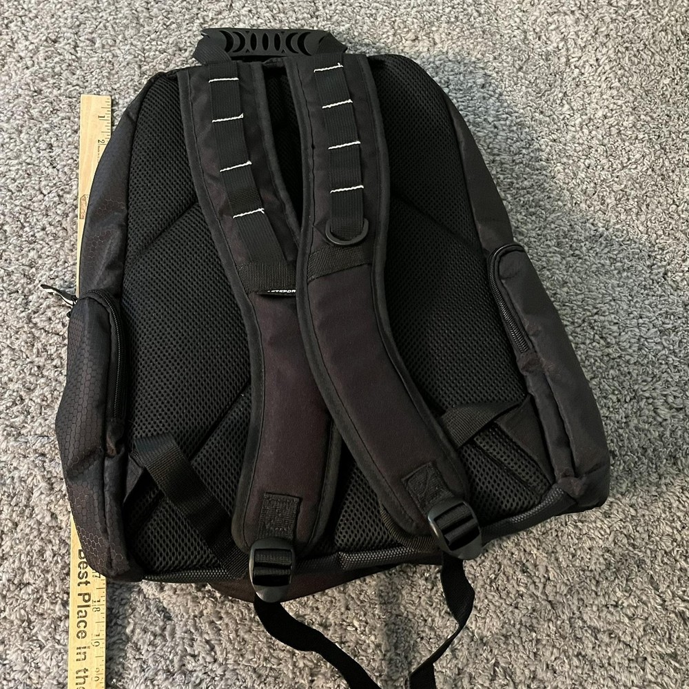 EASTSPORT Backpack One Size Black External Pockets Padded Straps Zip Fastener