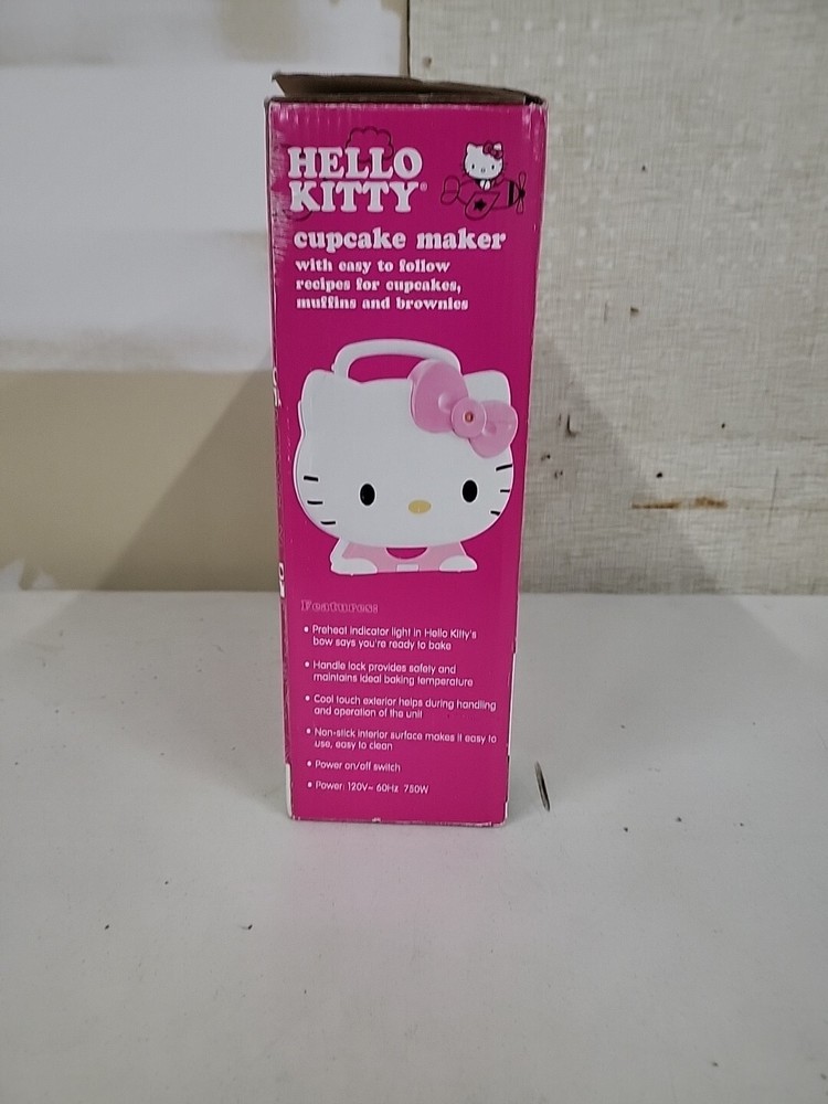 Sanrio Hello Kitty Cupcake Maker NIB