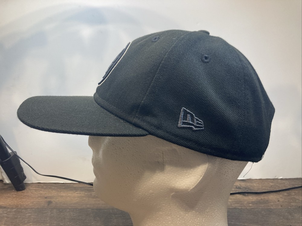 Brooklyn Nets New Era 9Fifty NBA Black Strap Back Adjustable Hat Cap Black White