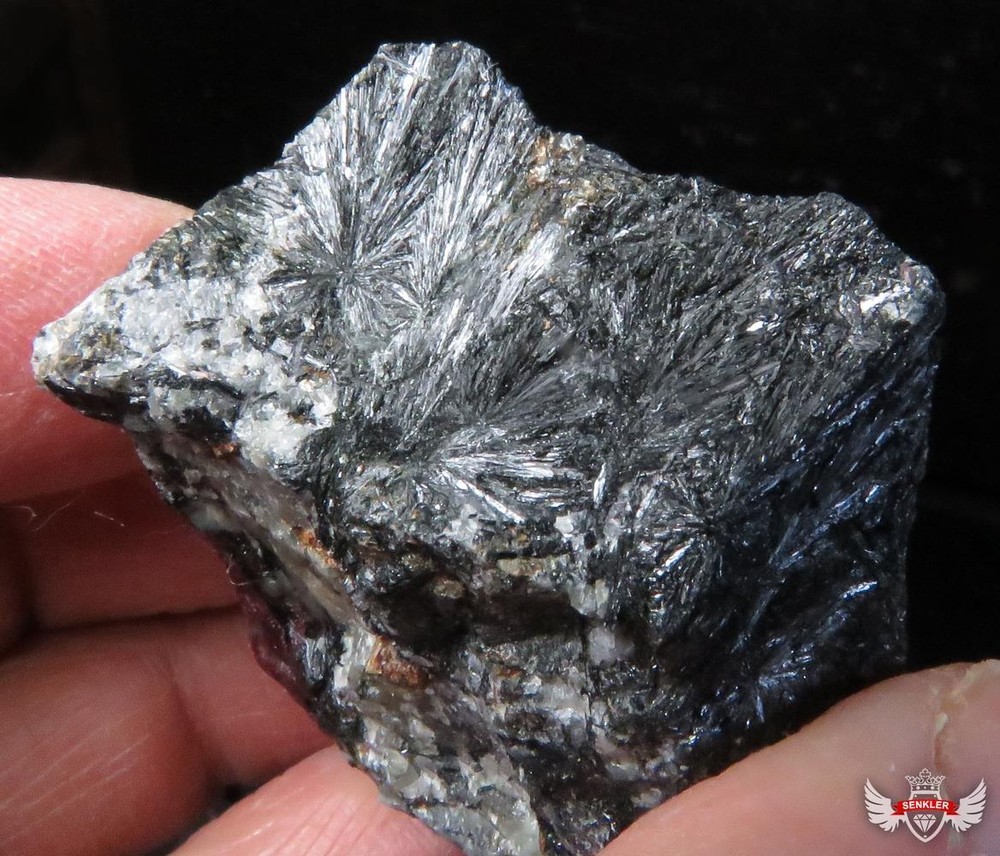 89GR. NICE EUDYALITE SPECIMEN - RUSSIA