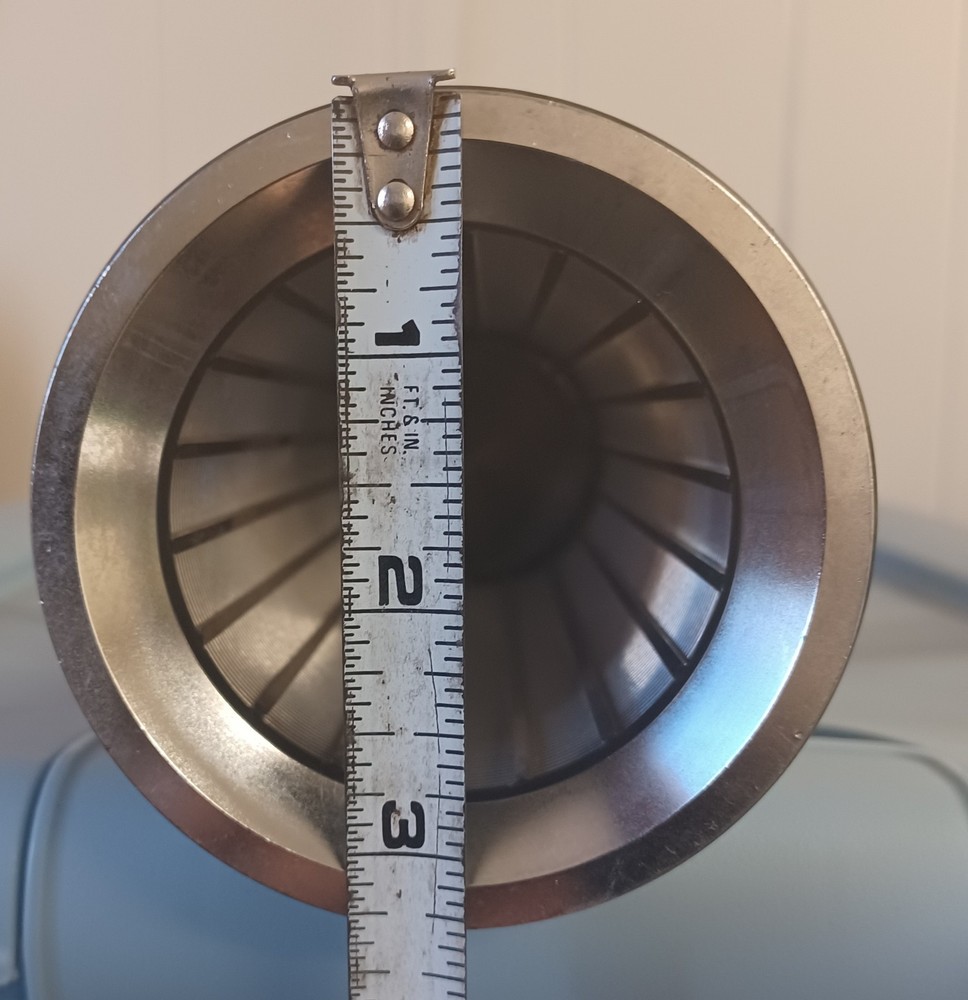 40 Mesh Wedge Wire Insert by Flowtech Inc.