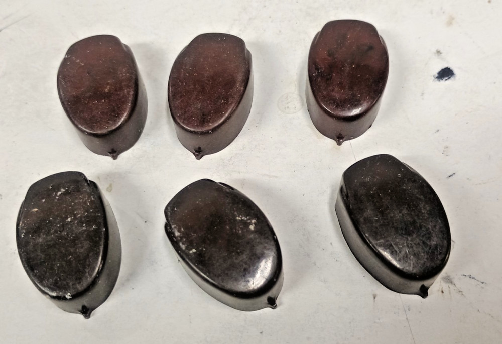6 - Vintage Radio Knobs