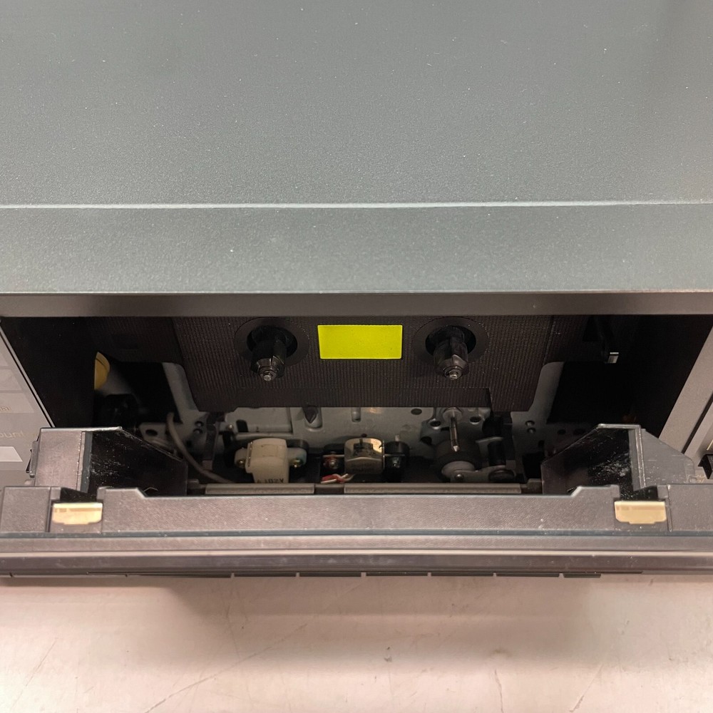 Technics Model RS-T20 Cassette Deck TESTED WORKS FOR PARTS ONLY PLEASE READ