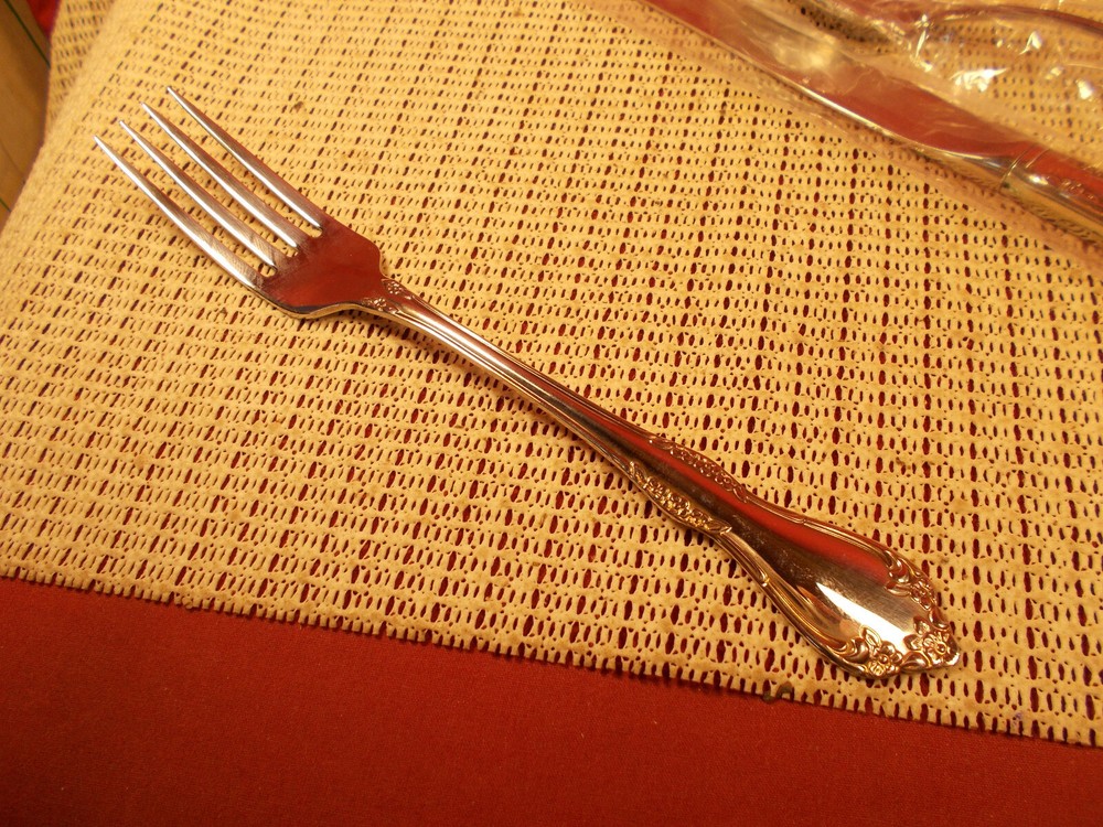 Oneida Stainless Flatware Mansfield Pattern 5 Piece Place Setting