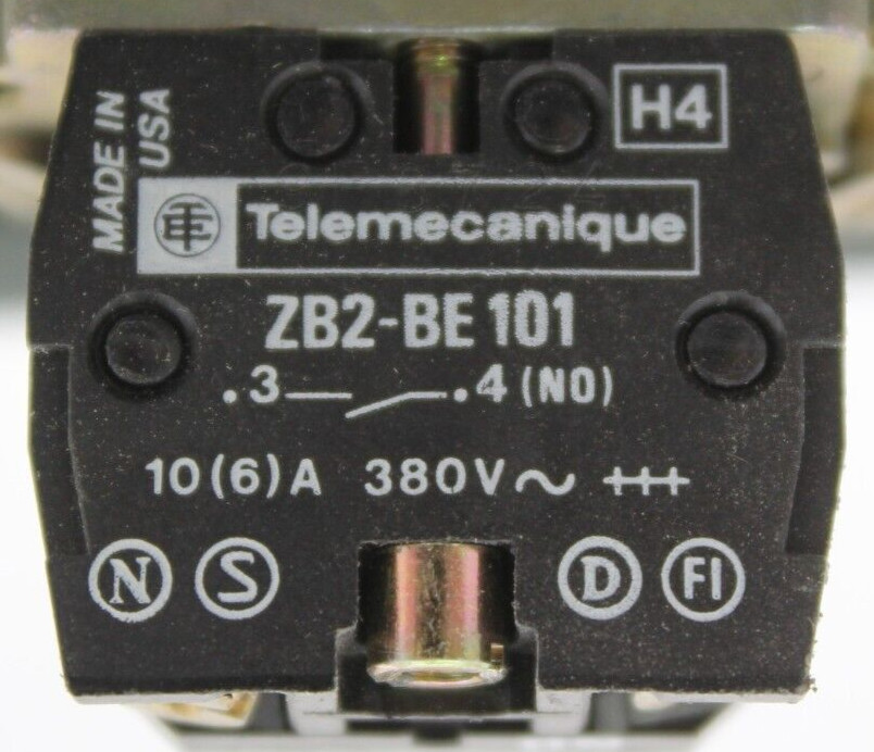 Hoffman N-347515 Enclosed Pushbutton
