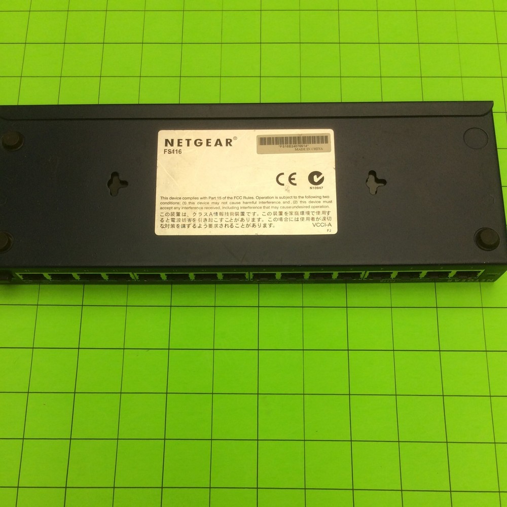 Network Device Netgear FS116 FS16B24076514
