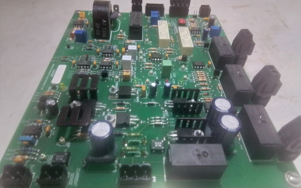 WIREMOLD / SHAPE ELECTRONICS M3309B PCB CIRCUIT BOARD REV. B2.0 (D8A)
