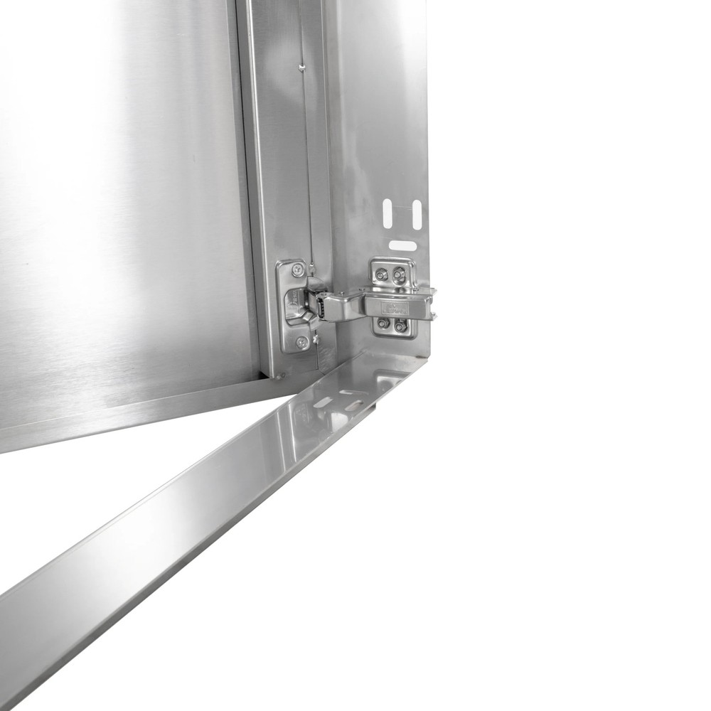 Coyote 24 Inch Single Access Door - Horizontal