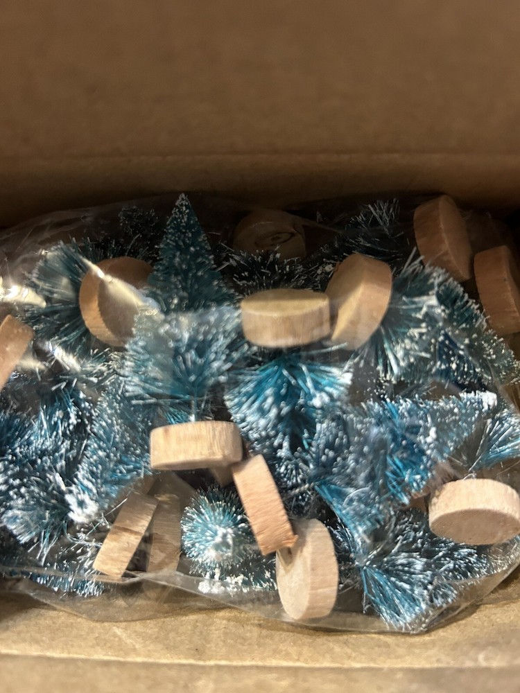 24 - 4-5cm Artificial Trees Brand New !!