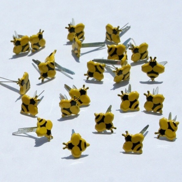MINI BEE SCRAPBOOKING DECORATIVE BRADS EYELET OUTLET 8 PCS