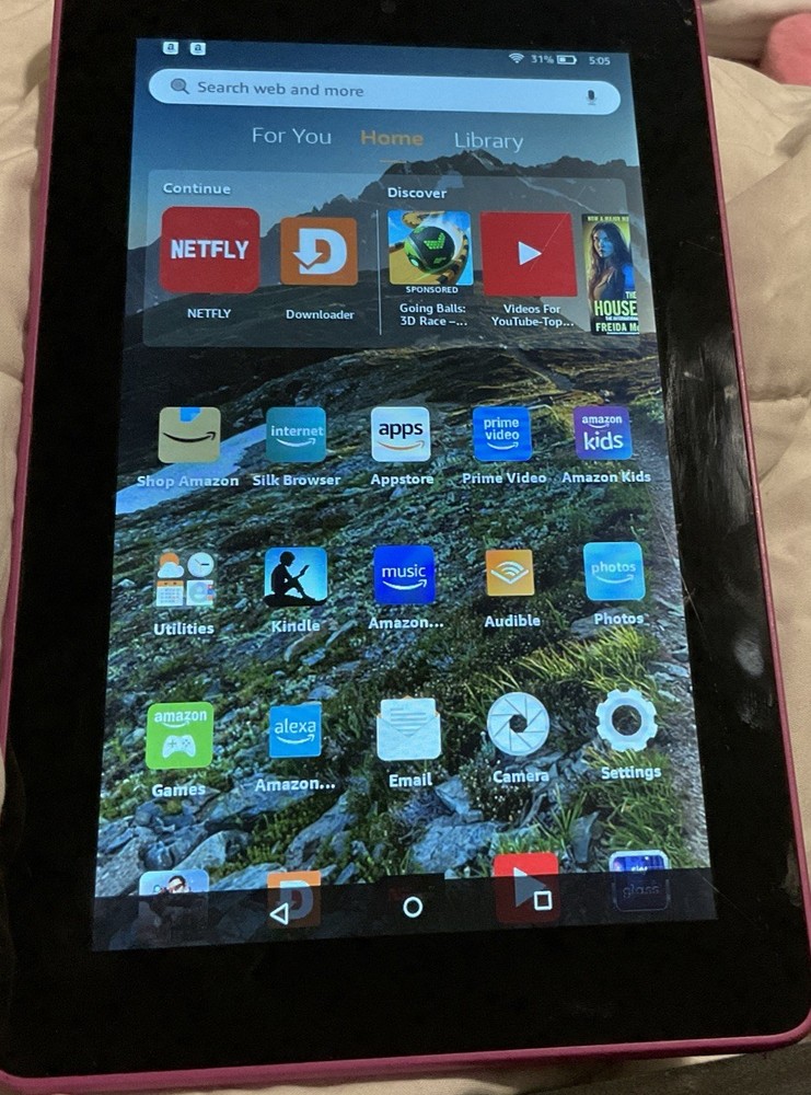 Amazon Fire Tablet 5th Gen - 8 Gb  Purple With Black Case Charging Cable Nice