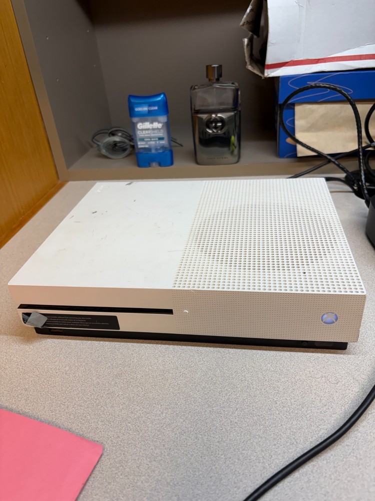 xbox one s console 1tb - white