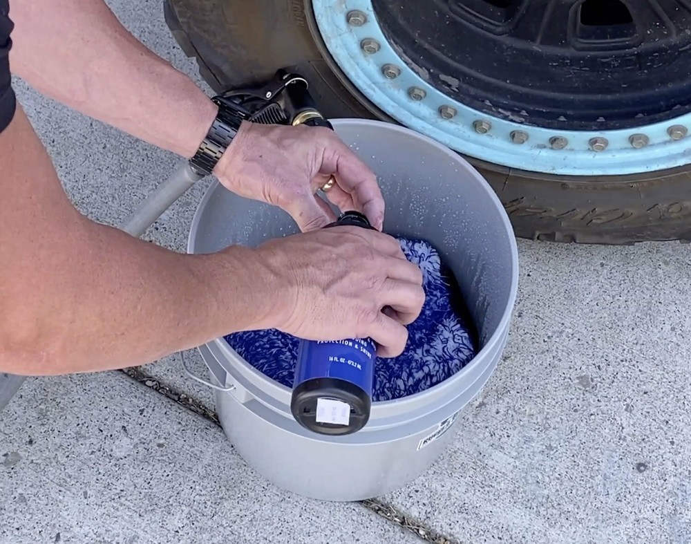 EASY WASH & WAX