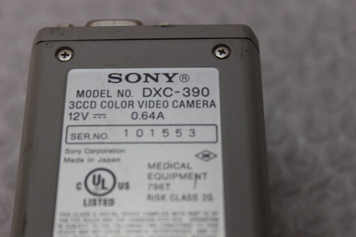 5977 Sony Exwavehad DXC-390 3CCD Color Video Camera