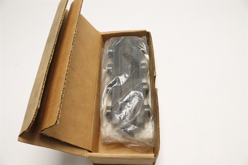 BRAD CONNECTIVITY 8 JUNCTION DEVICENET INTERCONNECT SYSTEM DN8000