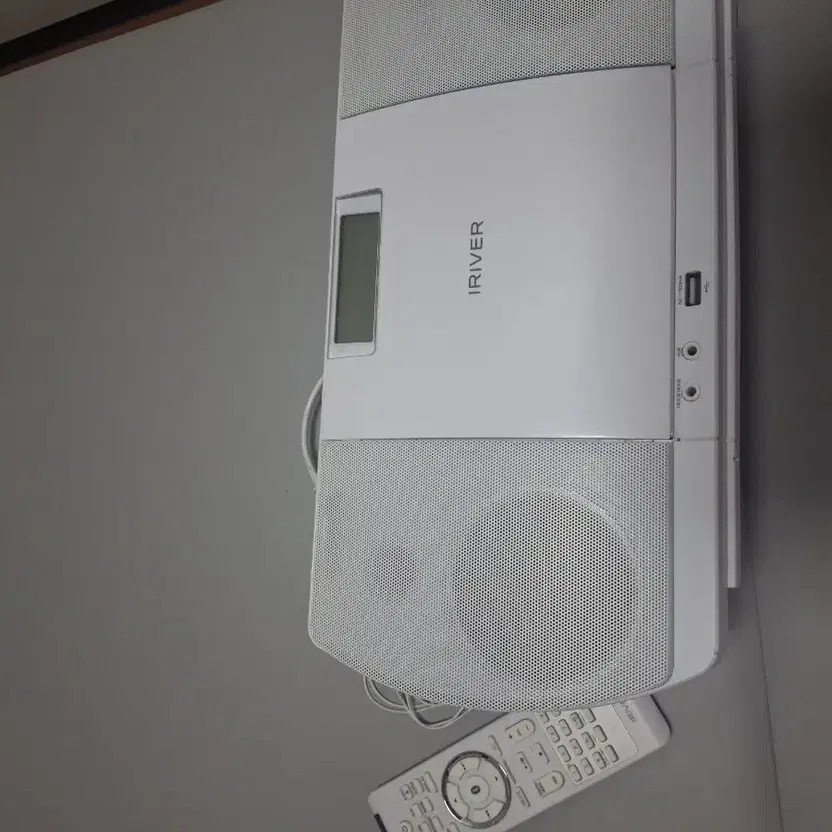 Iriver Bluetooth CD Player with Remote Official