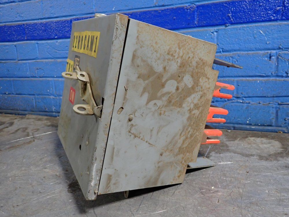 BUS PLUG 01251120330