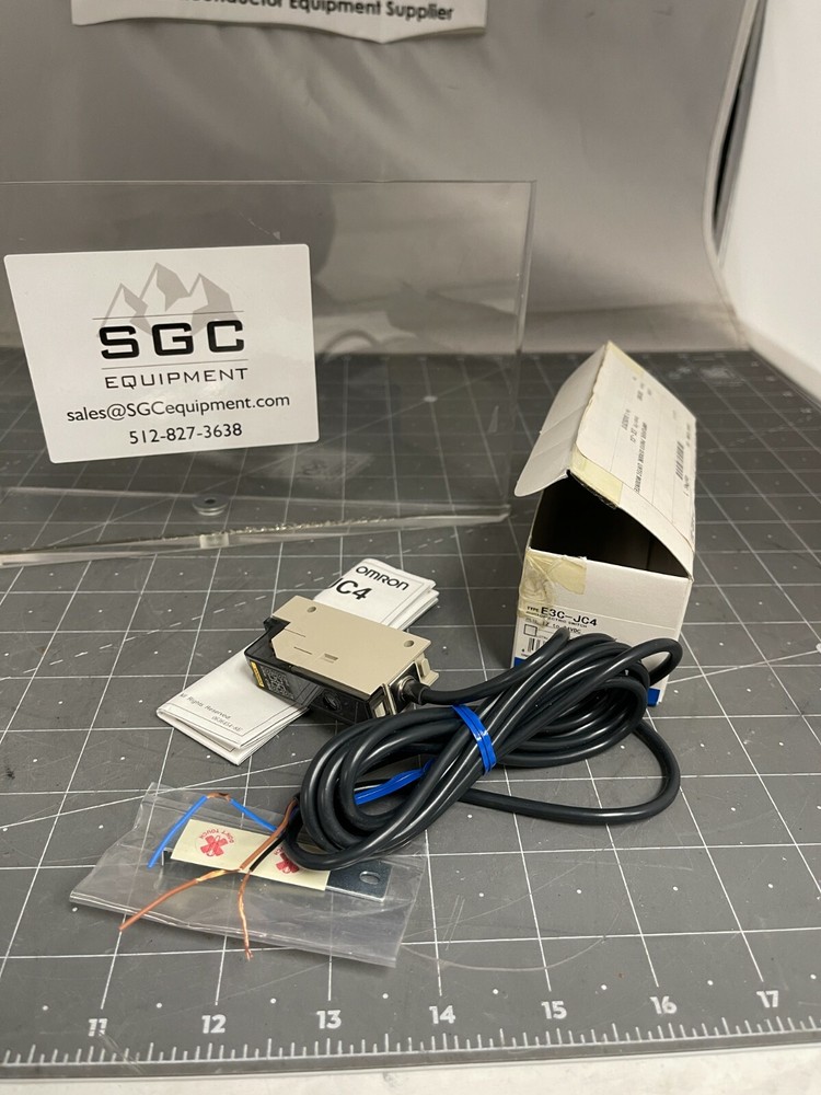 OMRON E3C-JC4  AMPLIFIER, PHOTO SENSOR, LINTEC MOUNTER