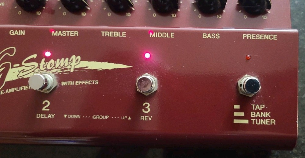 Yamaha G-Stomp MultiEffects Guitar Pedal