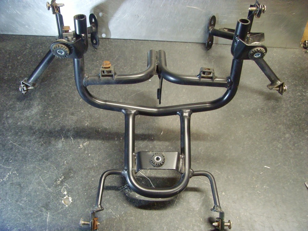 BENELLI TRK 502 X 2019 FRONT FAIRING/HEADLIGHT SUPPORT BRACKET MOUNT