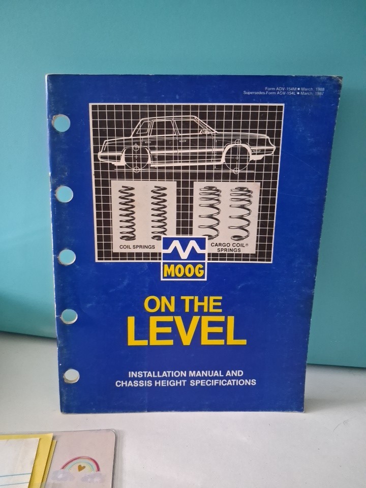 MOOG ON THE LEVEL 1987 INSTALLATION MANUAL & CHASSIS HEIGHT SPECIFICATIONS USED