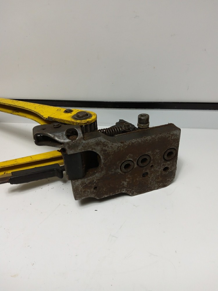 GENERICA STRAPPING TOOL (USED)