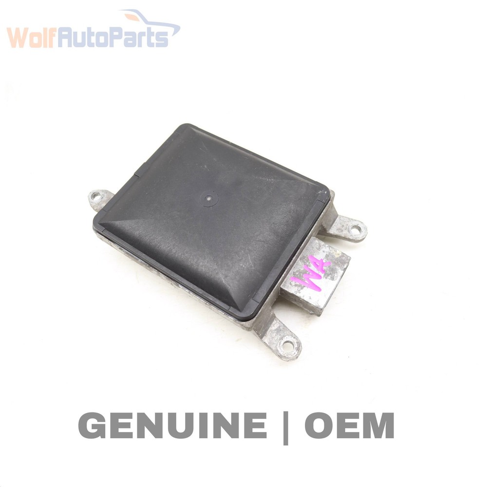 2011-2014 PORSCHE CAYENNE - Right LANE Change Assist Control Module