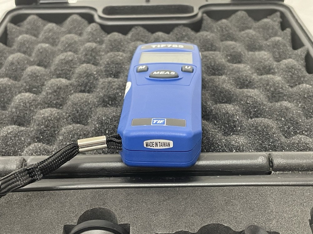 TIF 785 - Photo Tachometer With Case