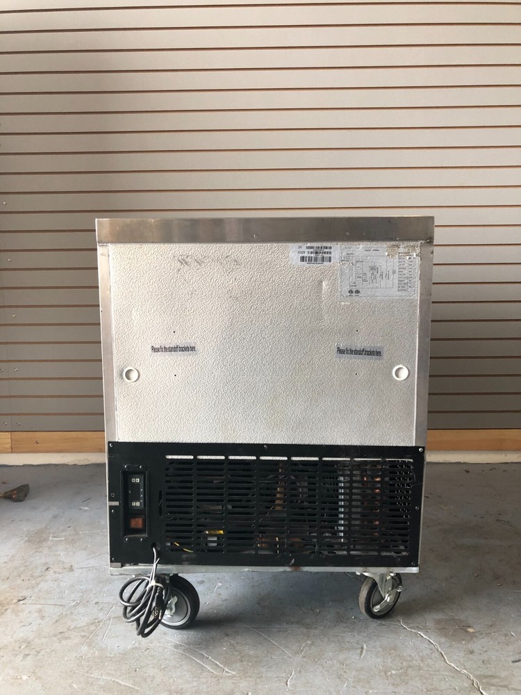 Kelvinator 1 section Undercounter Refrigerator