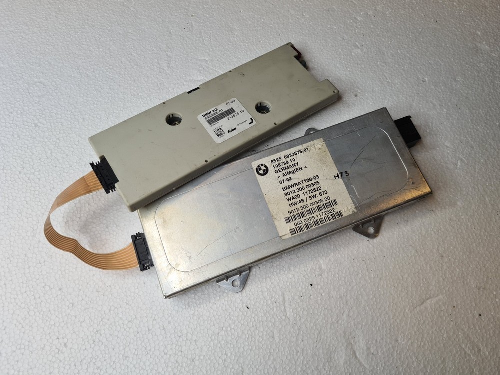 Rolls Royce Phantom 2004 BMW Rear Antennta Amplifier Control Module 65256933575