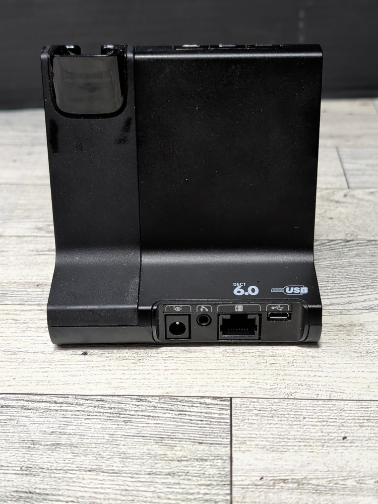 Plantronics Savi W745 Multi Device Wireless Headset System Powers & Holds Charge