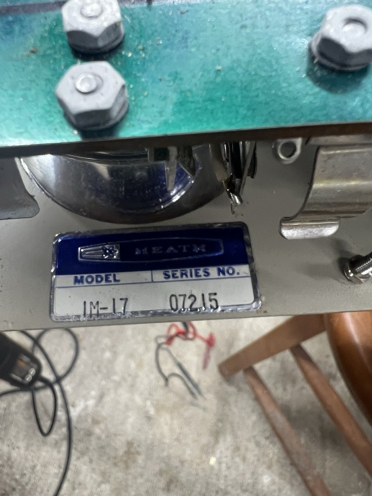 Vintage Heathkit Utility Solid State Voltmeter Model IM-17 in Original Case