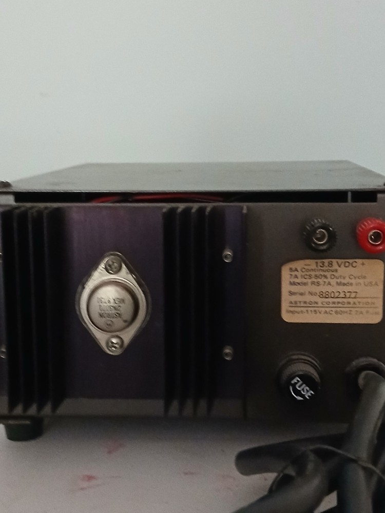 Astron RS-7A DC Power Supply