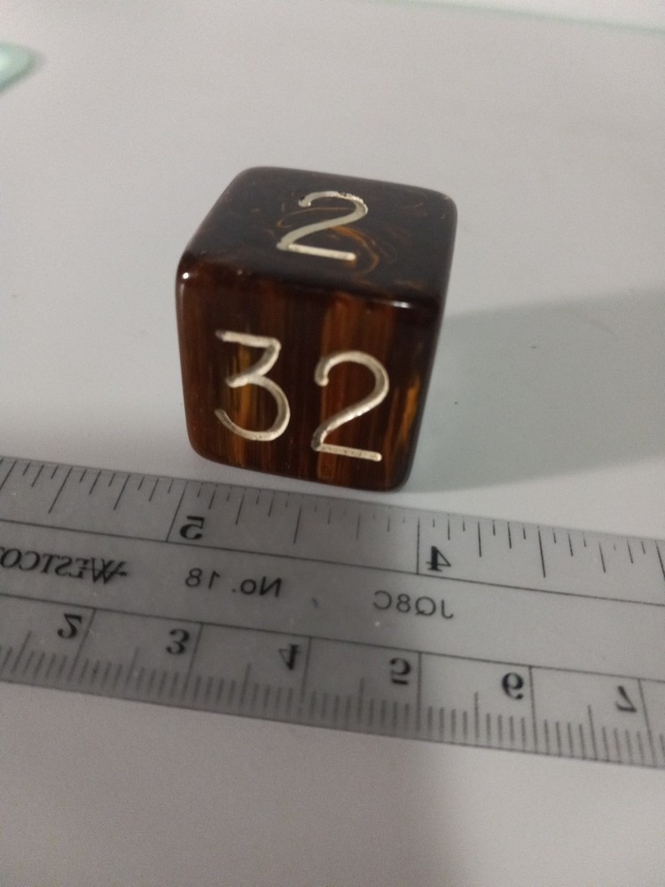 BEAUTIFUL BAKELITE BACKGAMMON DOUBLING CUBE 1 in. Square Tested