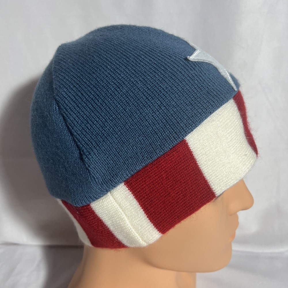Marvel Avengers Hat Beanie Knit White Star Red Blue One Size