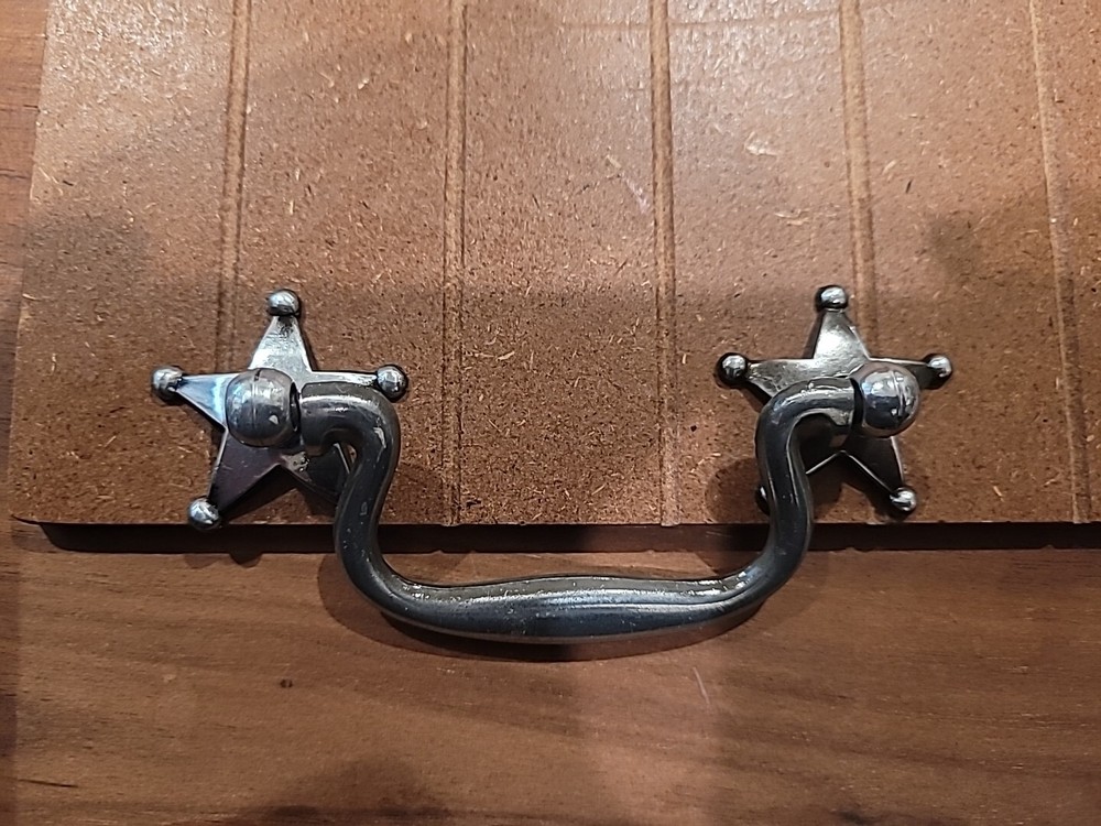 Belwith P393-SM Silver Medallion Drop Bail Pull For Drawers