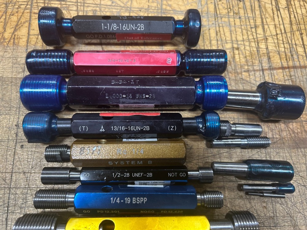 Lot of Standard Thread Plugs