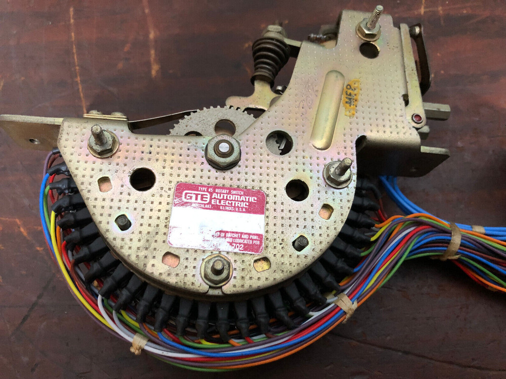 GTE - AUTOMATIC ELECTRIC CO. ROTARY STEPPING SWITCH #100