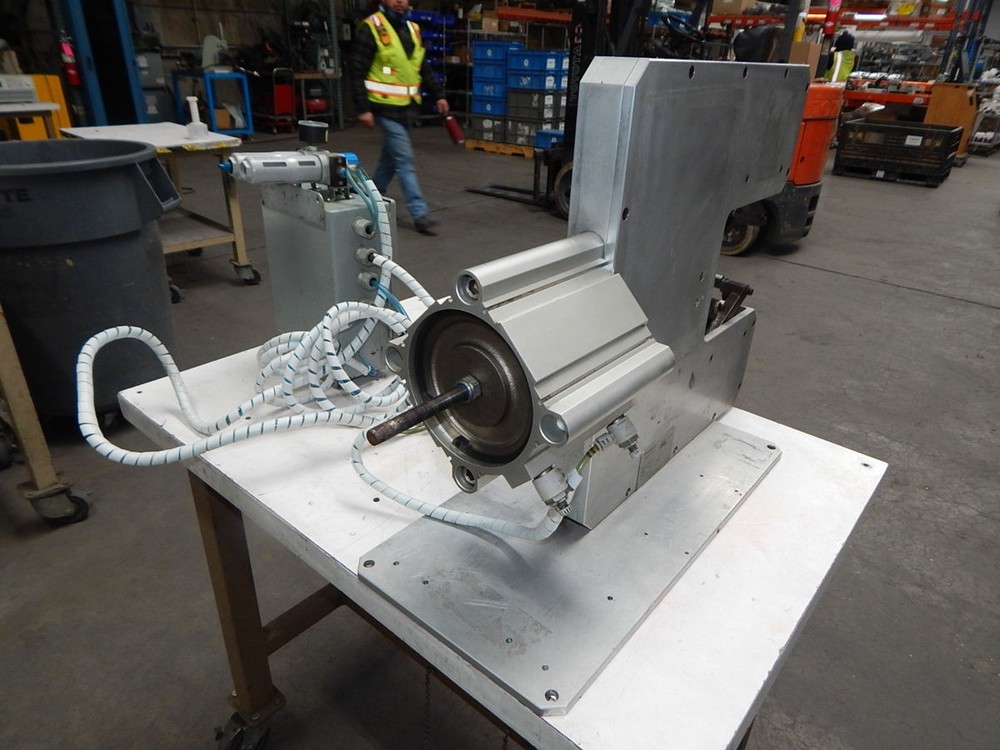 KOMAX D4-100 GROMET EXPANDER M5802