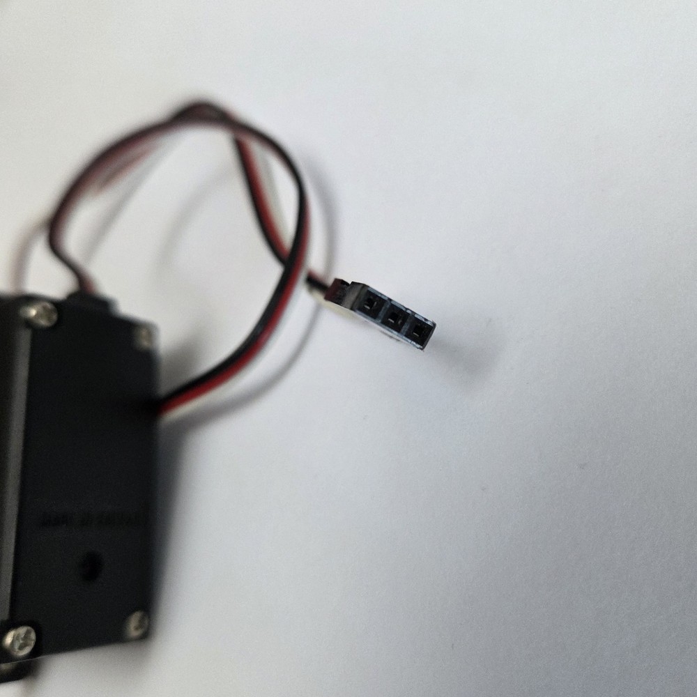Futaba S3003 Servo