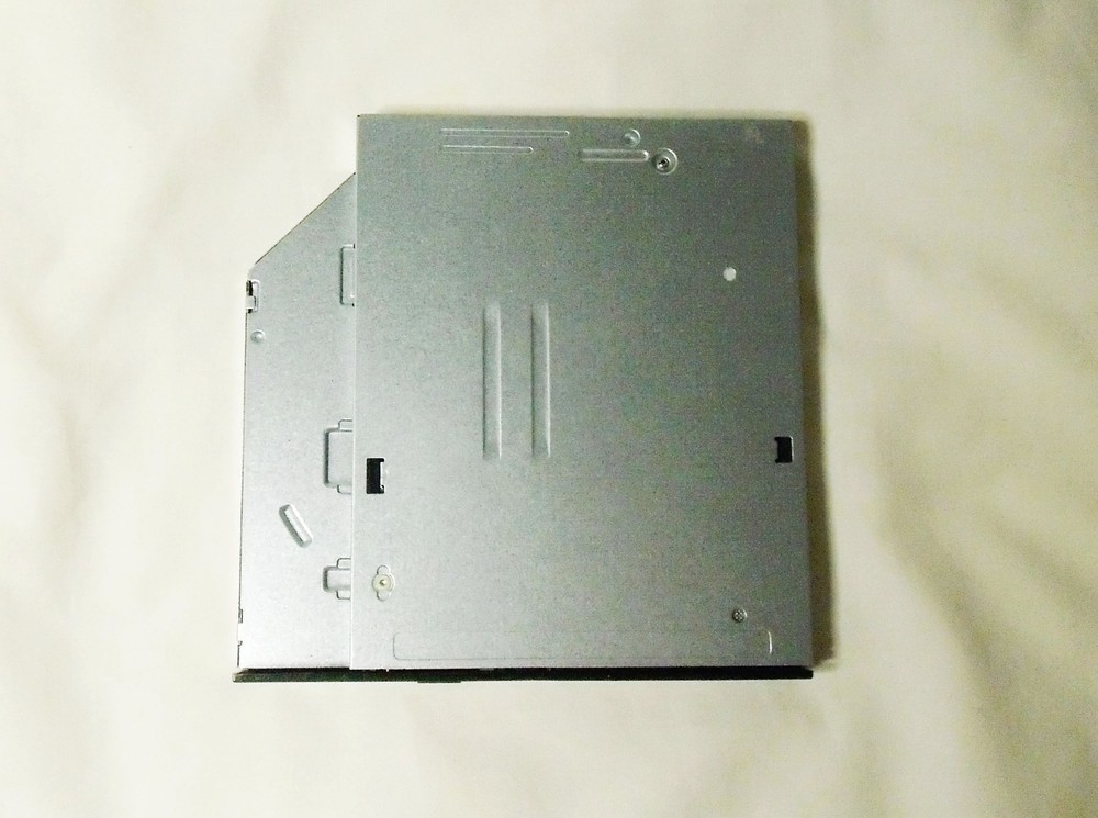 H-L Data Storage Super Multi DVD Writer Drive GTC0N (BFIK100)