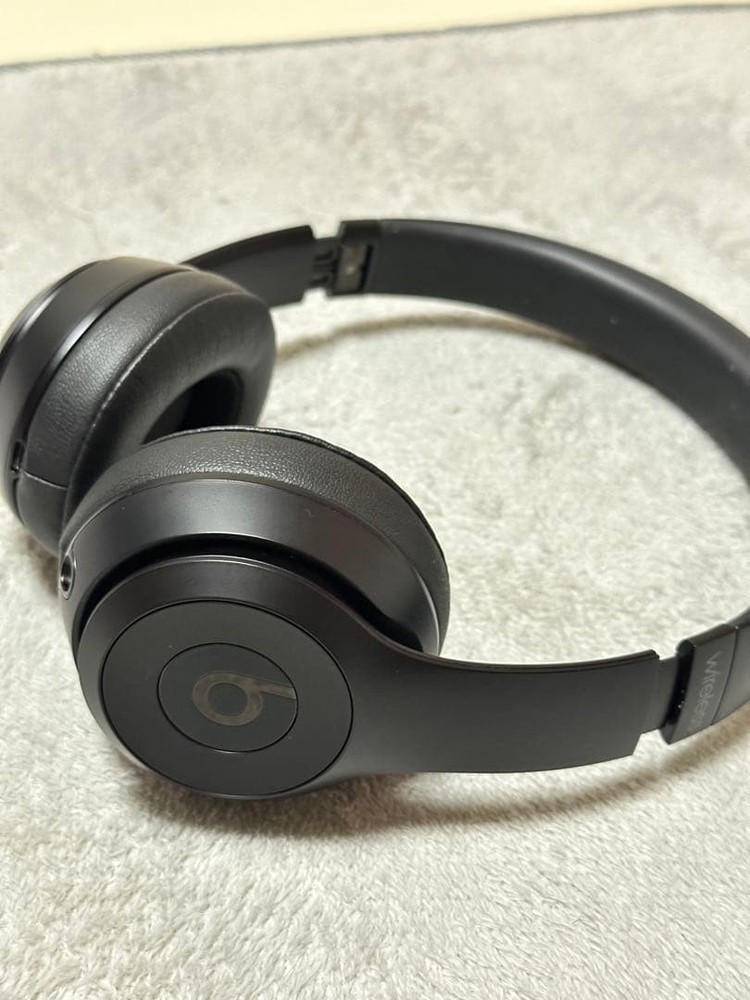 Beats solo 3 wireless